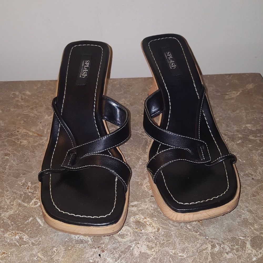 Ladies Black Splash sandal size 10
